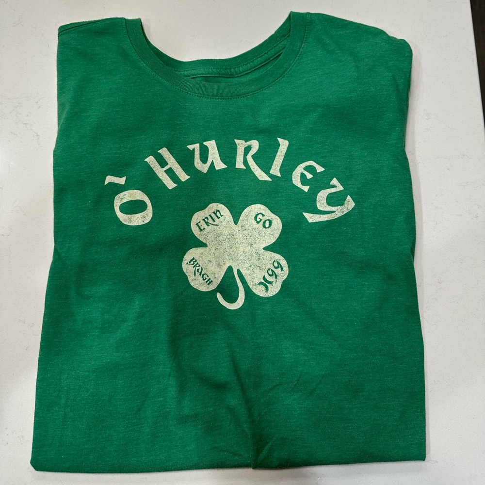Hurley men’s t-shirt, size M.